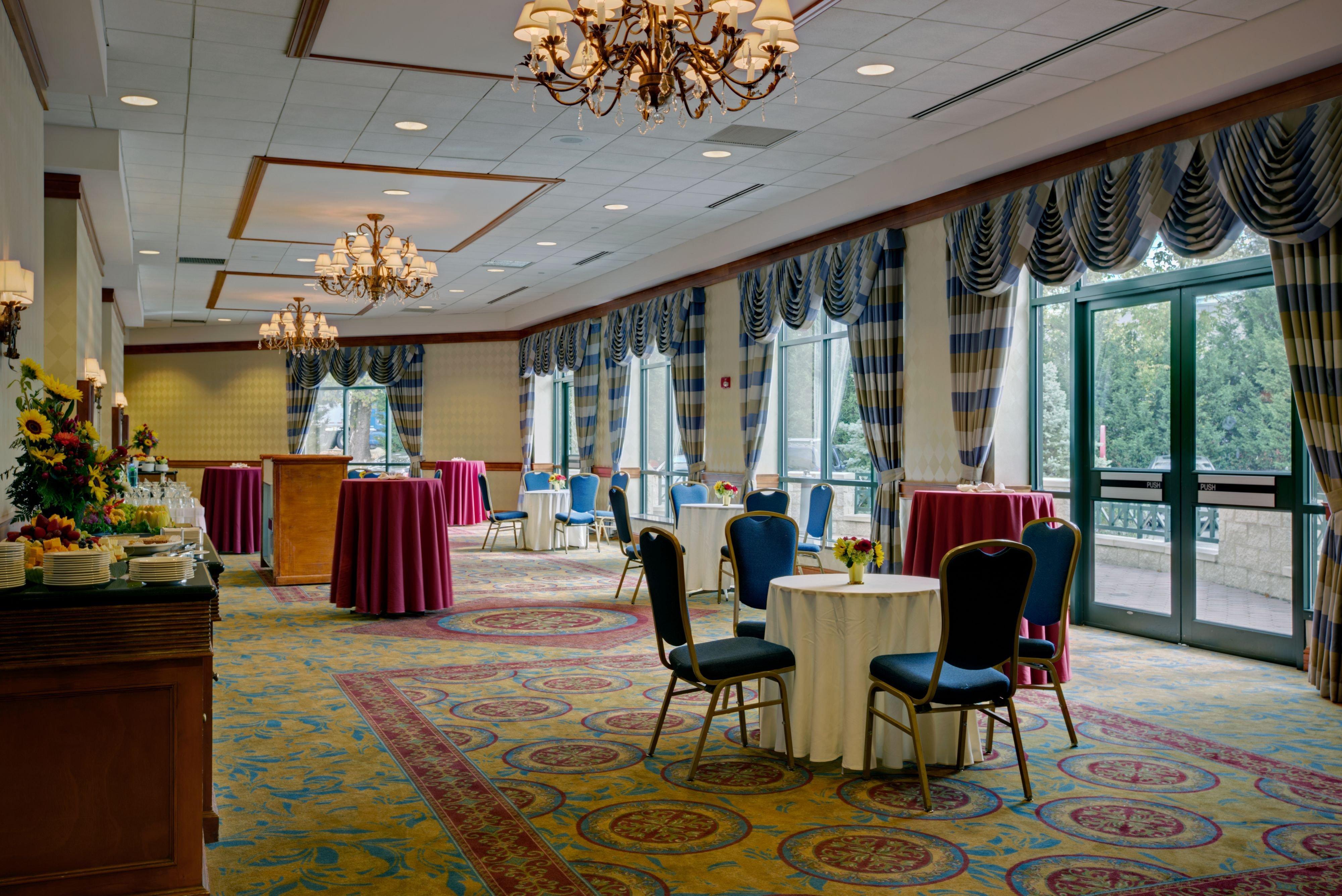 Crowne Plaza Philadelphia King Of Prussia Hotel Eksteriør billede
